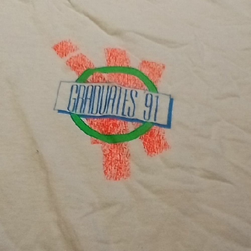 Men's White Vintage XL Single Stitch 1991 Graduates Rainbow Fashion Shirt